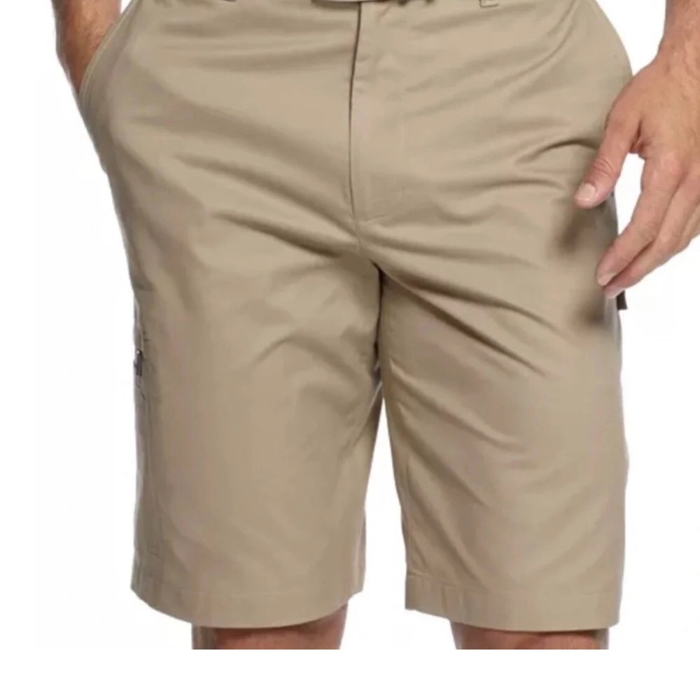 Greg Norman Five Iron Performance Golf Shorts New without tags. Inseam 11” Khaki